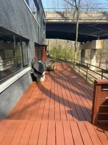Hillside Deck Refinish
