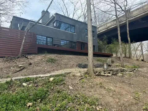 Hillside Deck Refinish