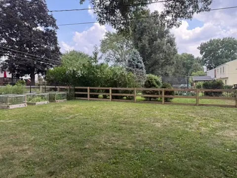 Split-Rail and Ranch Fence